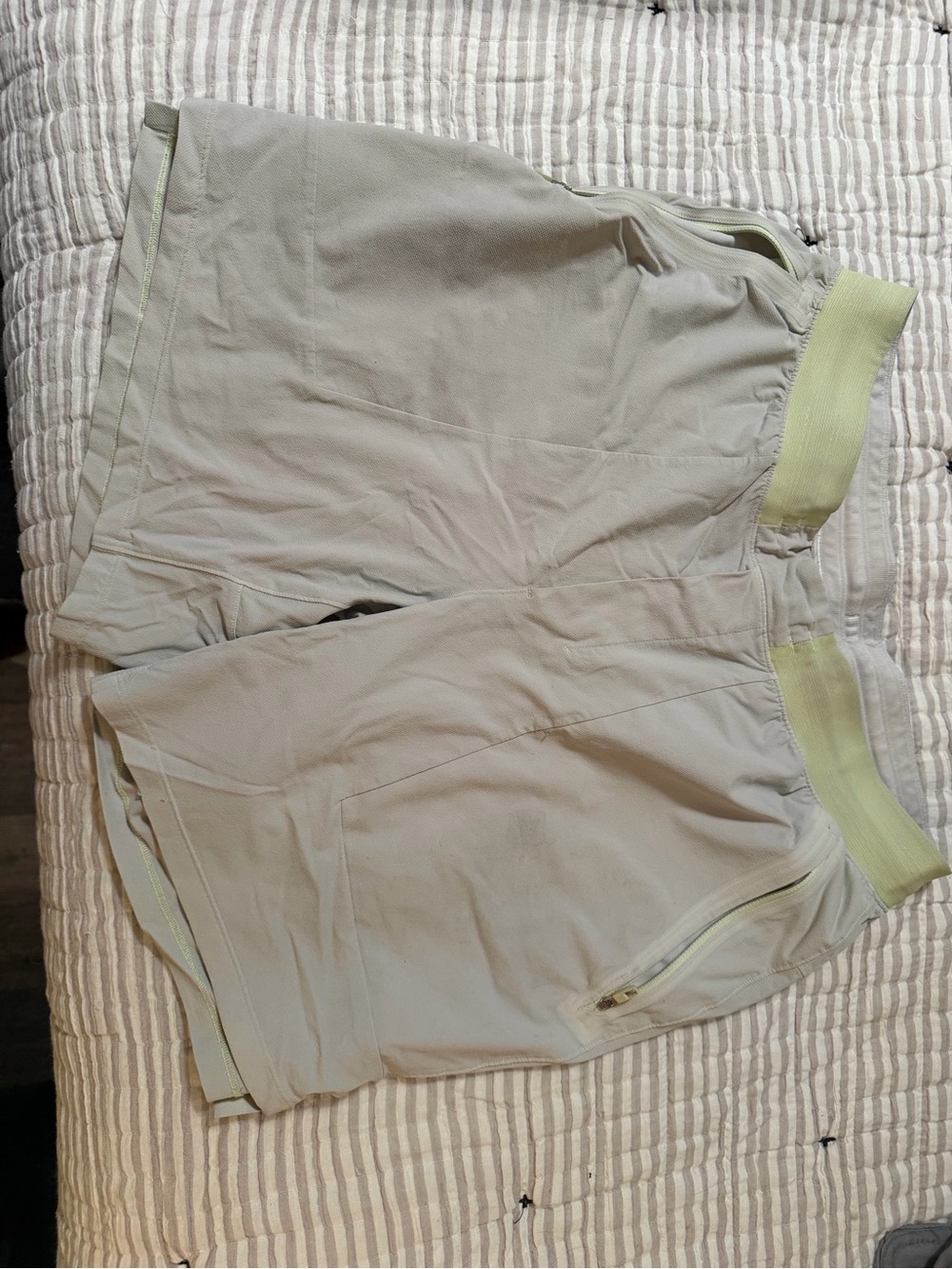 lululemon athletica Men's Light Olive Athletic Shorts with Elastic Waist